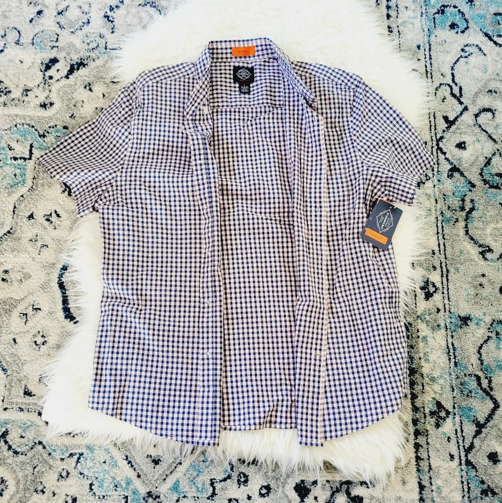 St. John's Bay Short Sleeve Button-Down Shirt sz L - Picture 5 of 8
